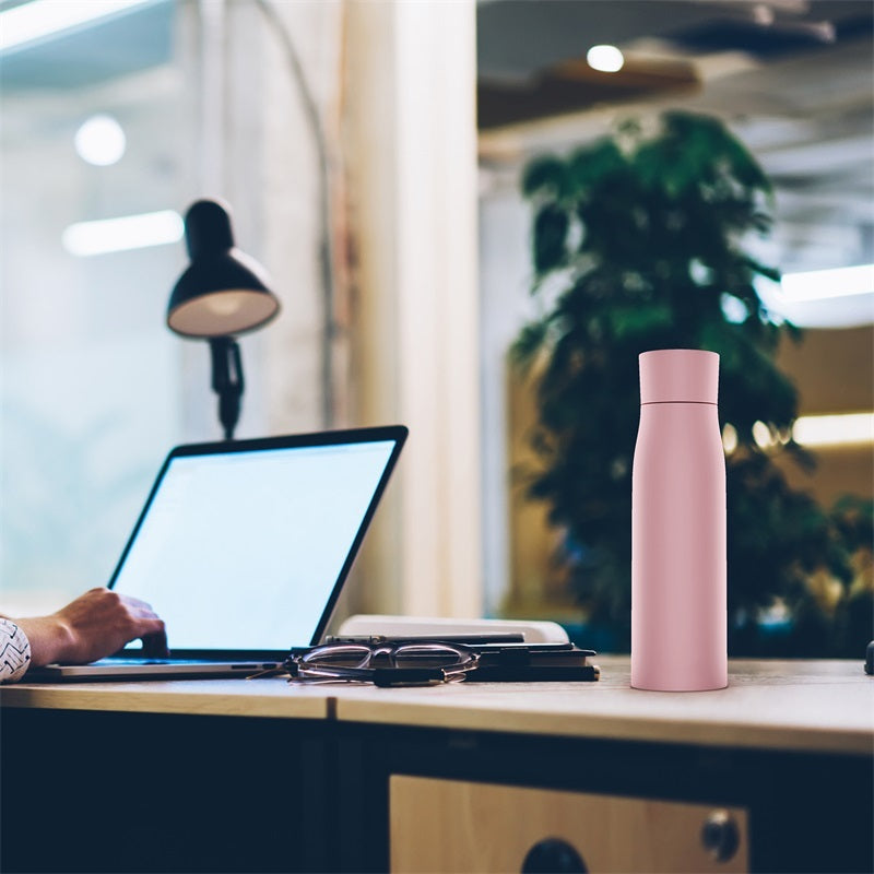 UV Self-Cleaning Smart Bottle